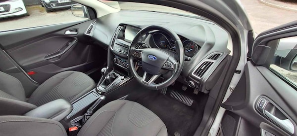 Used Ford Focus 2016 for sale - 74398372: Photo 3