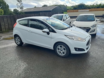 2015 (65) - 1.5 TDCi Zetec ECOnetic 3dr