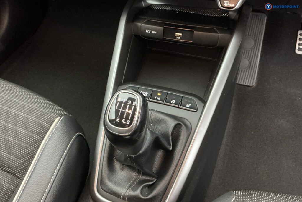 Used Kia Stonic 2021 for sale - 76322687: Photo 23