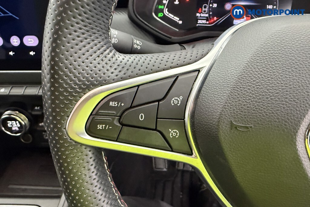 Used Renault Clio 2021 for sale - 78153304: Photo 18