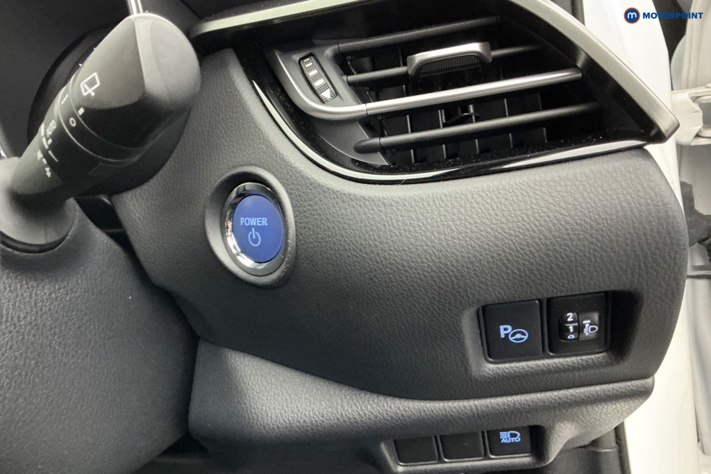 Used Toyota C-HR for sale - 76468047: Photo 27