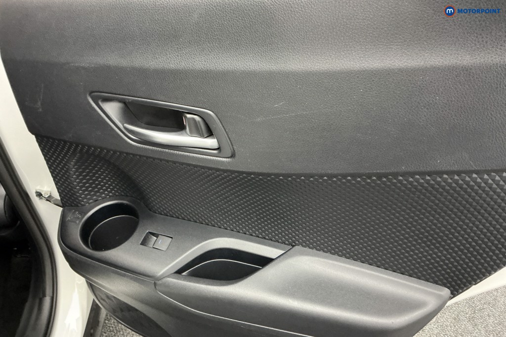 Used Toyota C-HR for sale - 76468047: Photo 30