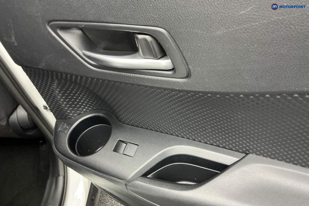 Used Toyota C-HR for sale - 76468047: Photo 31