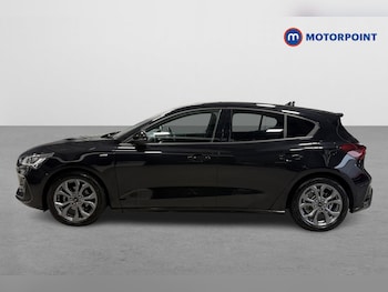 Used Ford Focus 2023 for sale - 77340569: Photo