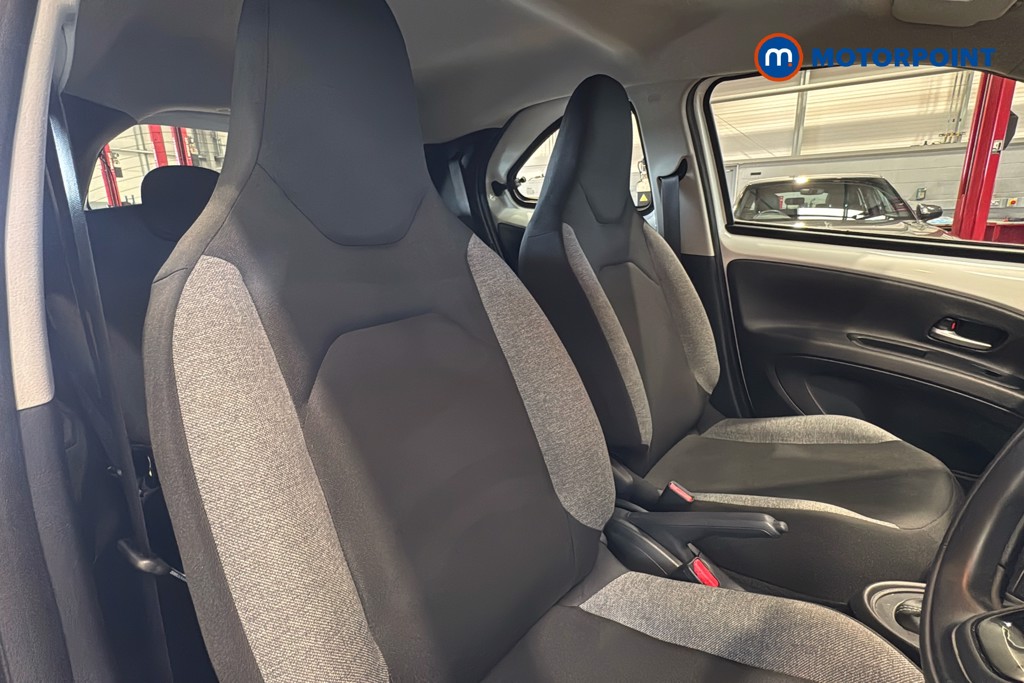 Used Toyota Aygo X 2022 for sale - 78173221: Photo 25