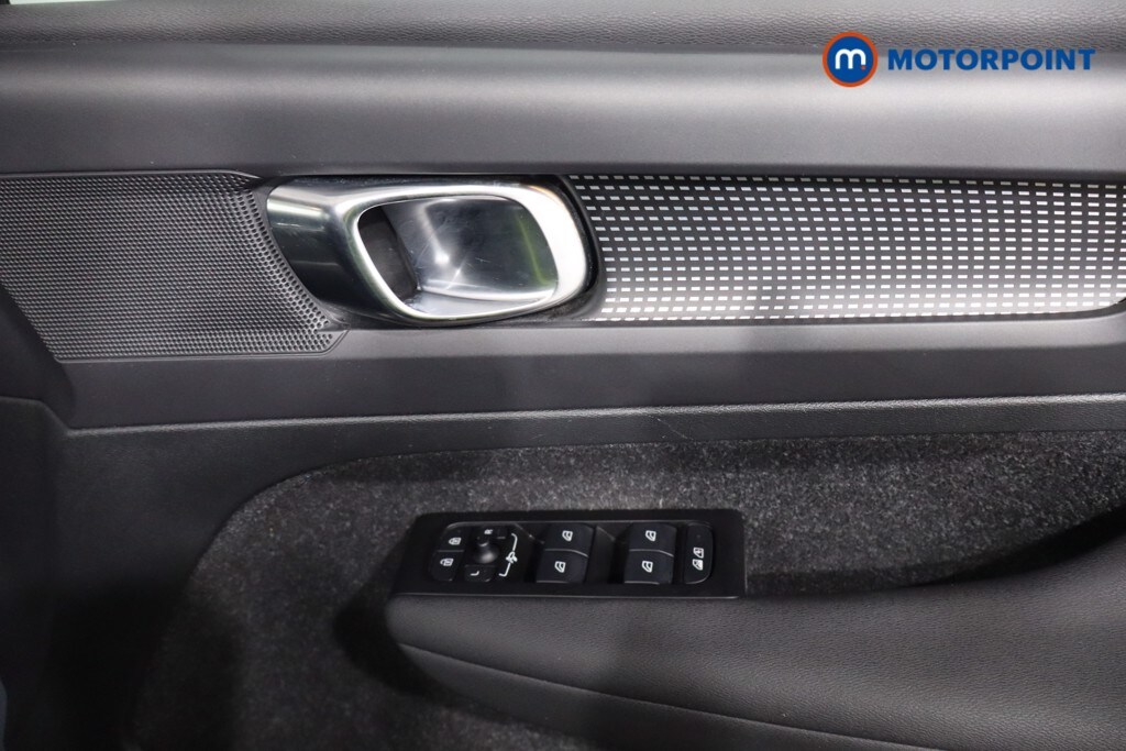 Used Volvo XC40 2021 for sale - 76028432: Photo 28
