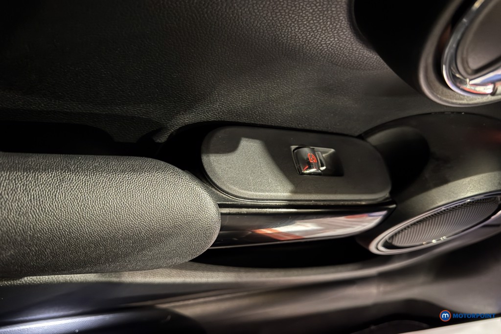 Used MINI Convertible 2023 for sale - 76902494: Photo 18