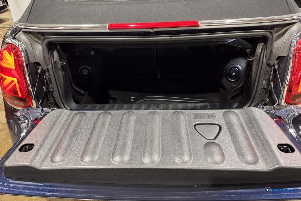 Used MINI Convertible 2023 for sale - 76902494: Photo 32