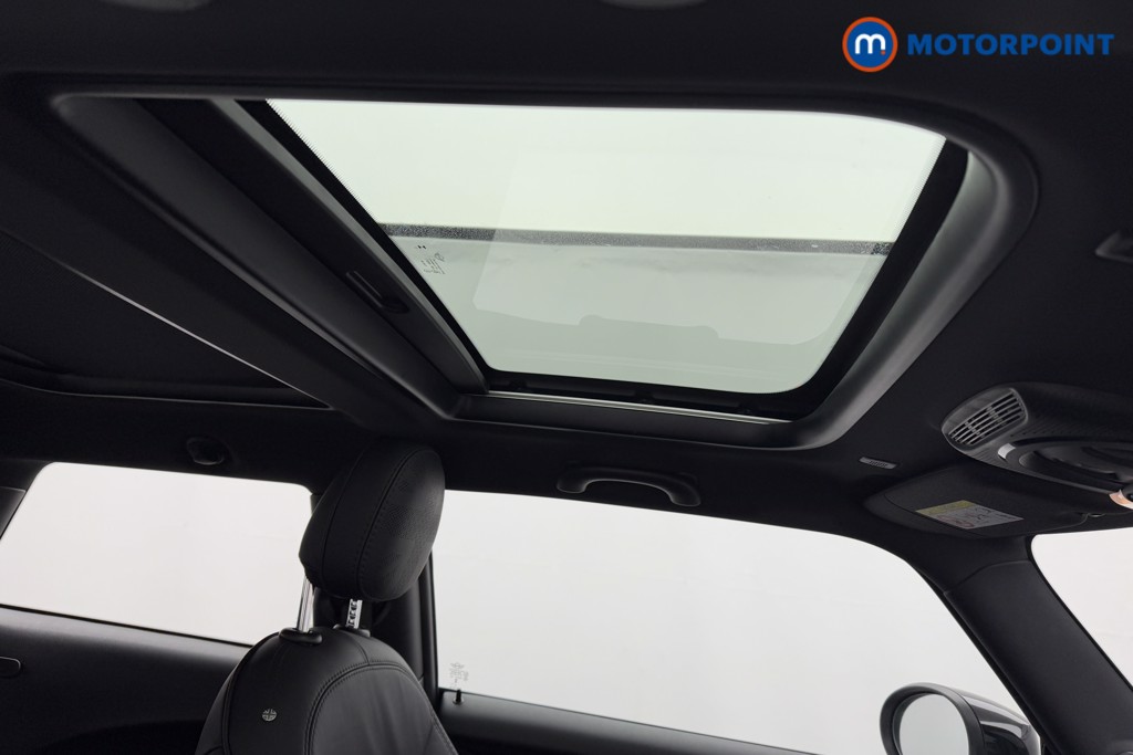 Used MINI Hatch 2023 for sale - 77901936: Photo 30