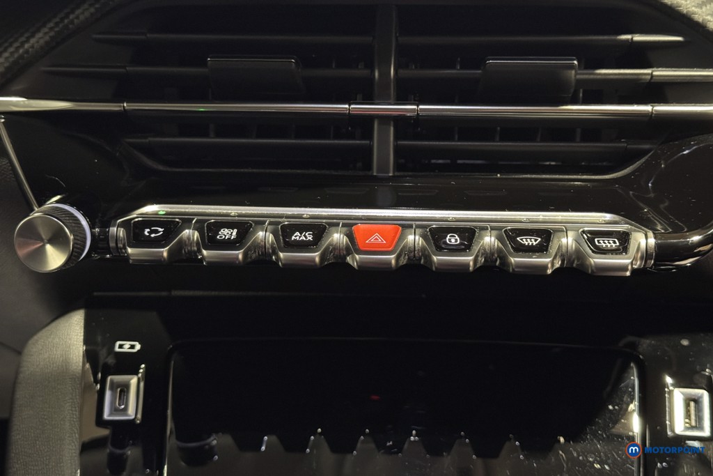 Used Peugeot 2008 2021 for sale - 76985017: Photo 23