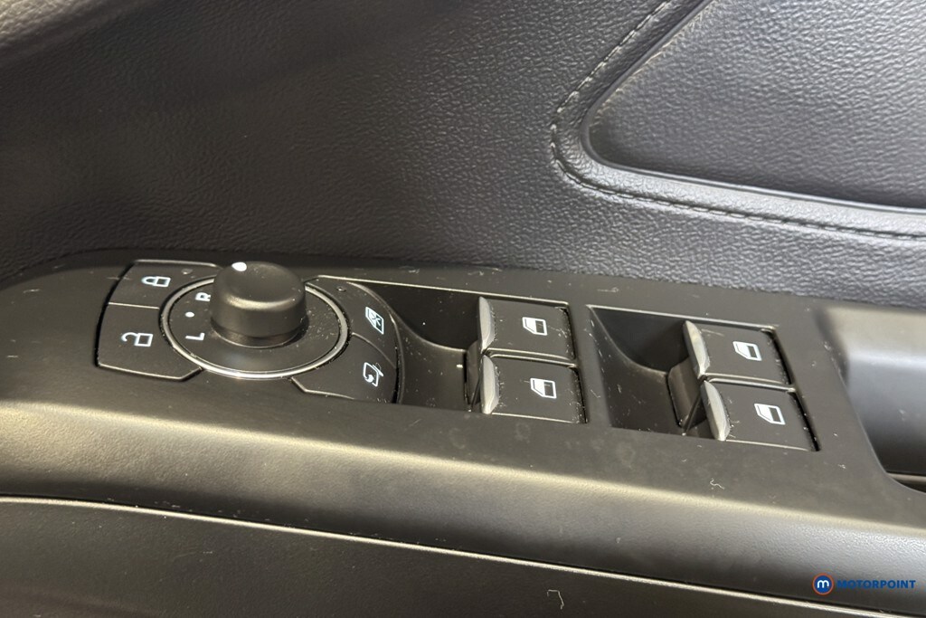 Used Ford Focus 2023 for sale - 76933815: Photo 15