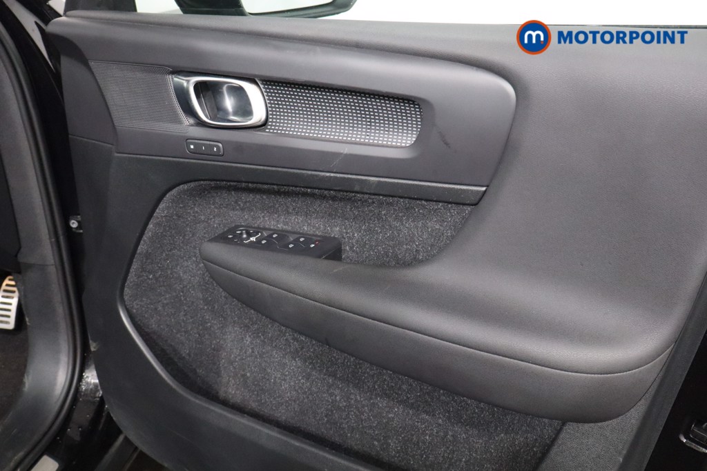 Used Volvo XC40 2020 for sale - 76723255: Photo 30