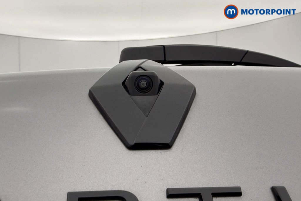 Used Renault Captur for sale - 77245793: Photo 28