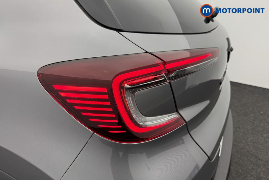 Used Renault Captur for sale - 77245793: Photo 33