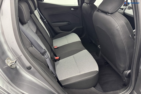 Used Renault Clio 2024 for sale - 76114703: Photo 15