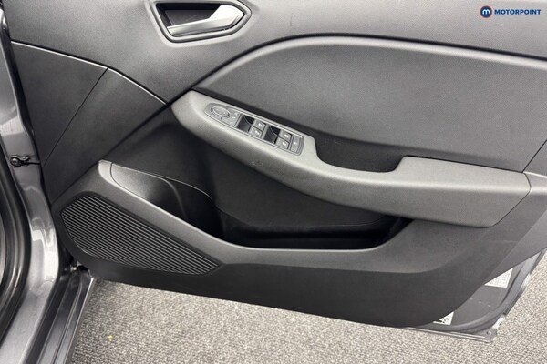Used Renault Clio 2024 for sale - 76114703: Photo 24