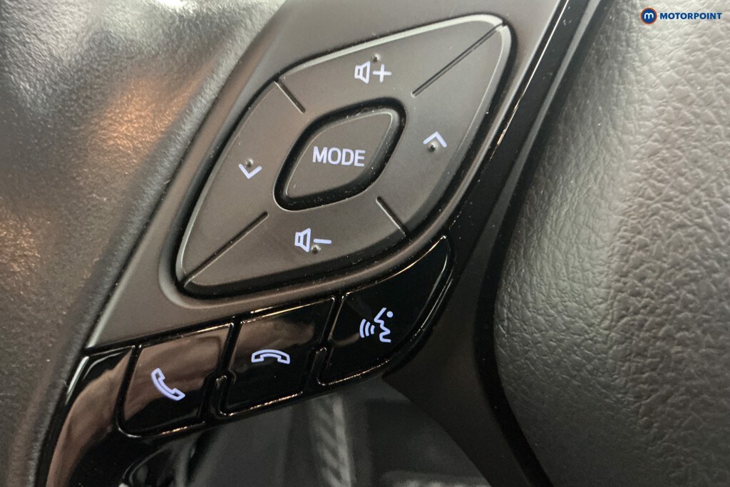 Used Toyota C-HR 2021 for sale - 76750532: Photo 17