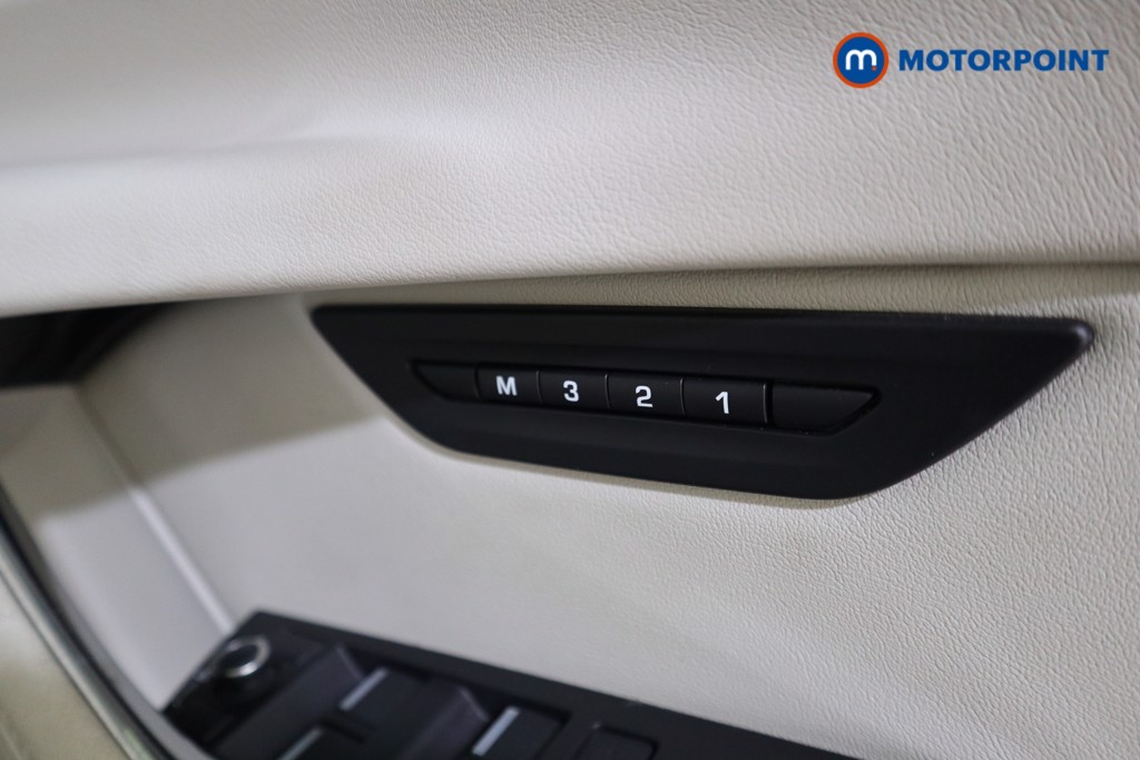 Used Jaguar XE 2019 for sale - 77262294: Photo 20