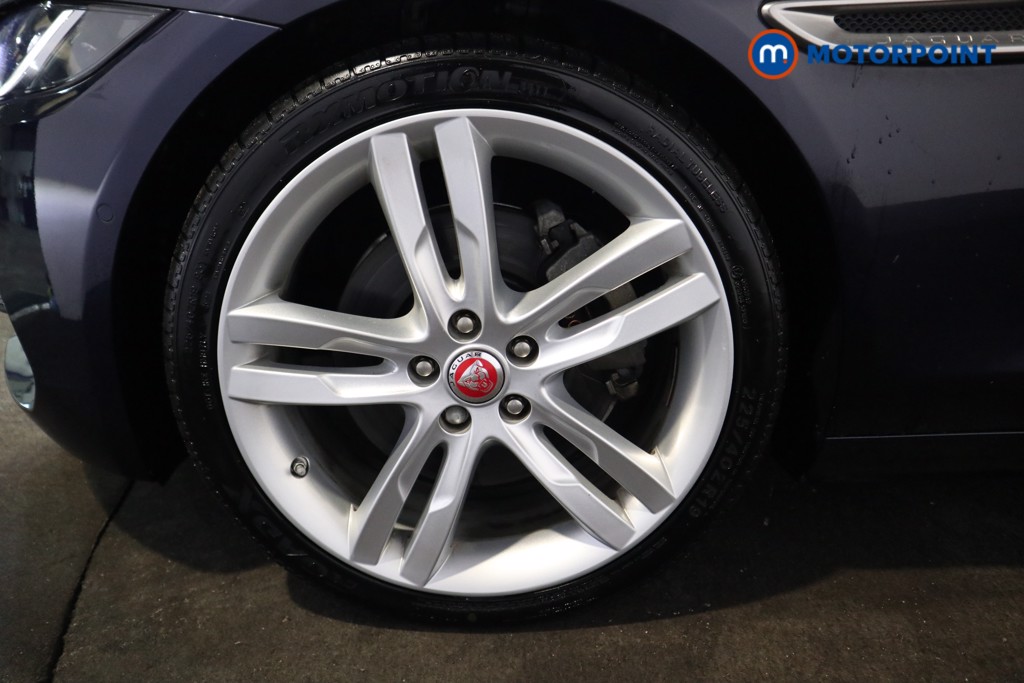 Used Jaguar XE 2019 for sale - 77262294: Photo 30