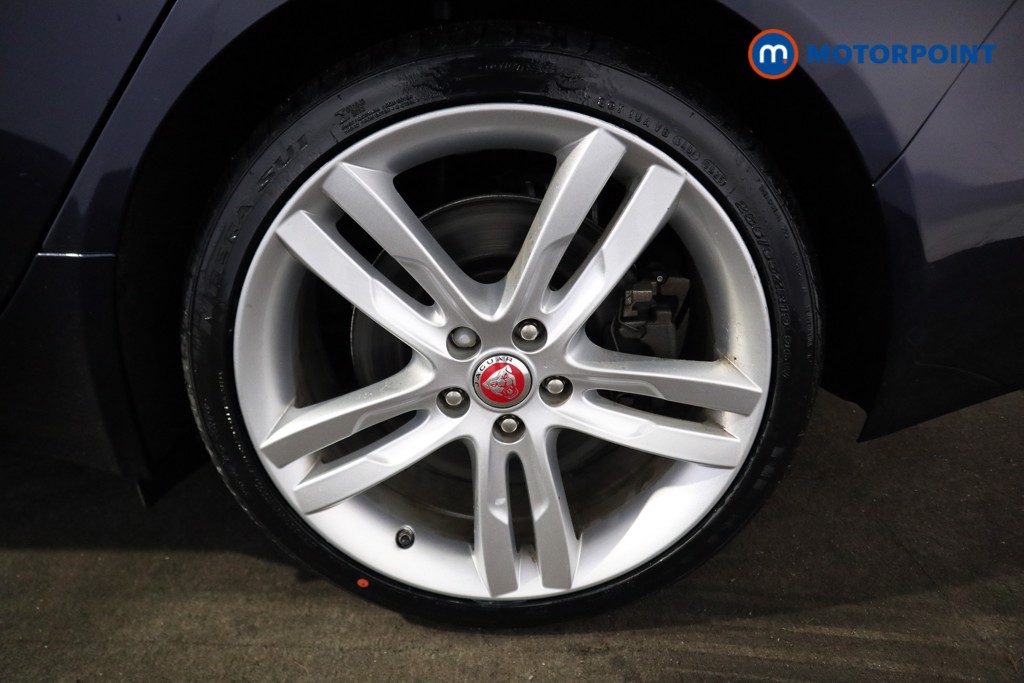 Used Jaguar XE 2019 for sale - 77262294: Photo 31