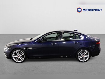 Used Jaguar XE 2019 for sale - 77262294: Photo