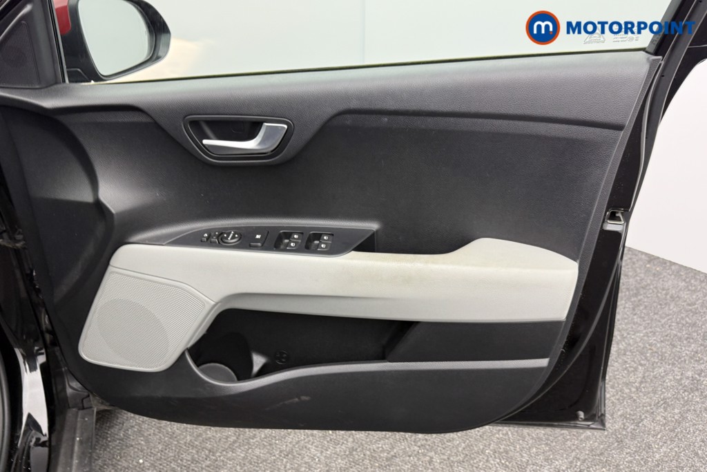 Used Kia Stonic for sale - 77540878: Photo 25