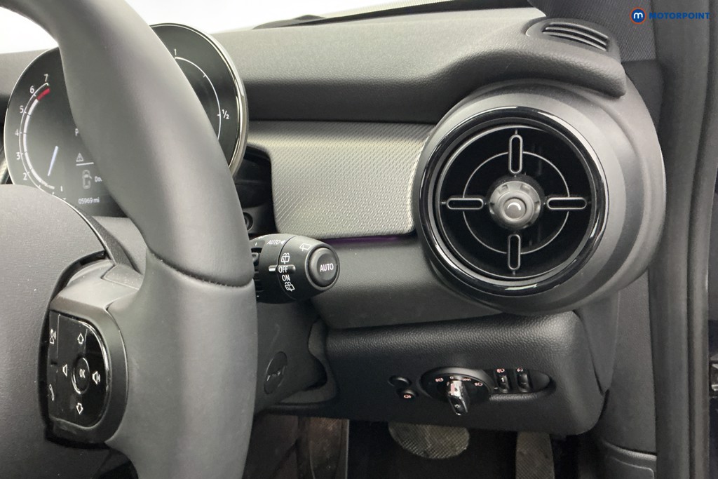 Used MINI Hatch 2023 for sale - 76710336: Photo 28