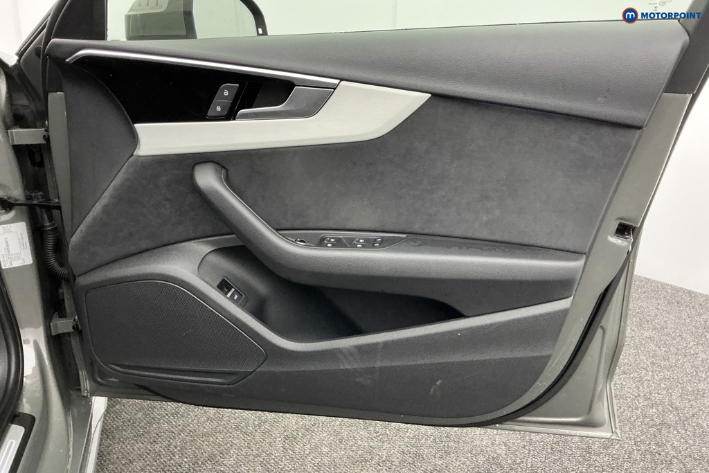 Used Audi A4 2023 for sale - 76958137: Photo 32