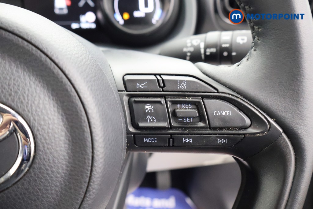 Used Toyota Yaris 2023 for sale - 76494762: Photo 11