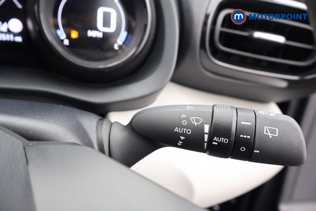 Used Toyota Yaris 2023 for sale - 76494762: Photo 14