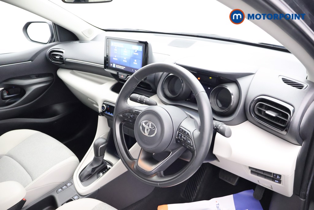 Used Toyota Yaris 2023 for sale - 76494762: Photo 23