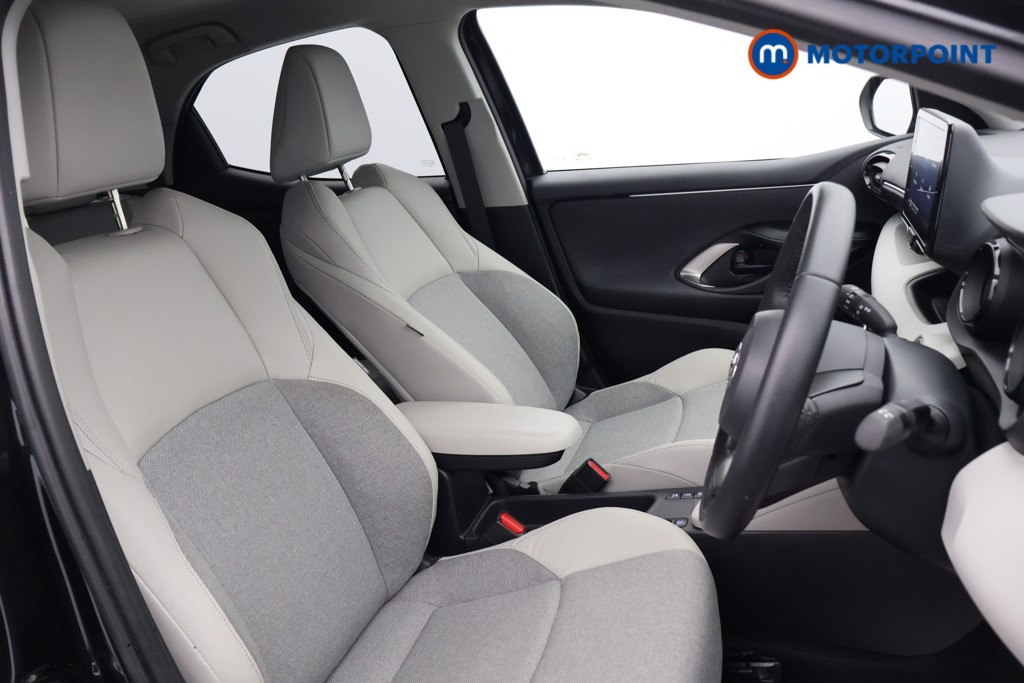 Used Toyota Yaris 2023 for sale - 76494762: Photo 24