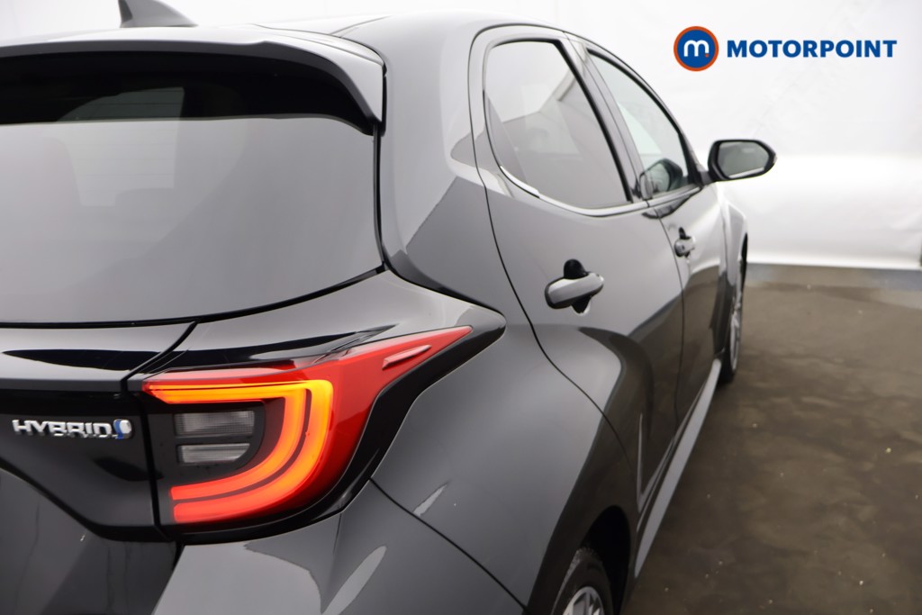 Used Toyota Yaris 2023 for sale - 76494762: Photo 33