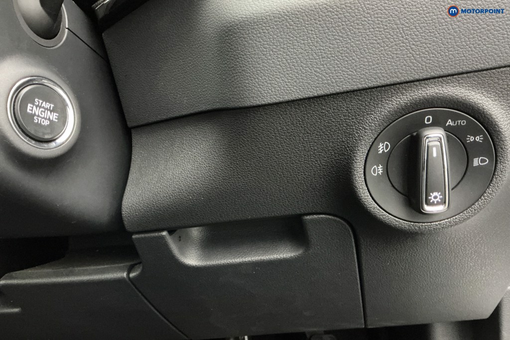 Used Skoda Karoq 2023 for sale - 76958175: Photo 31