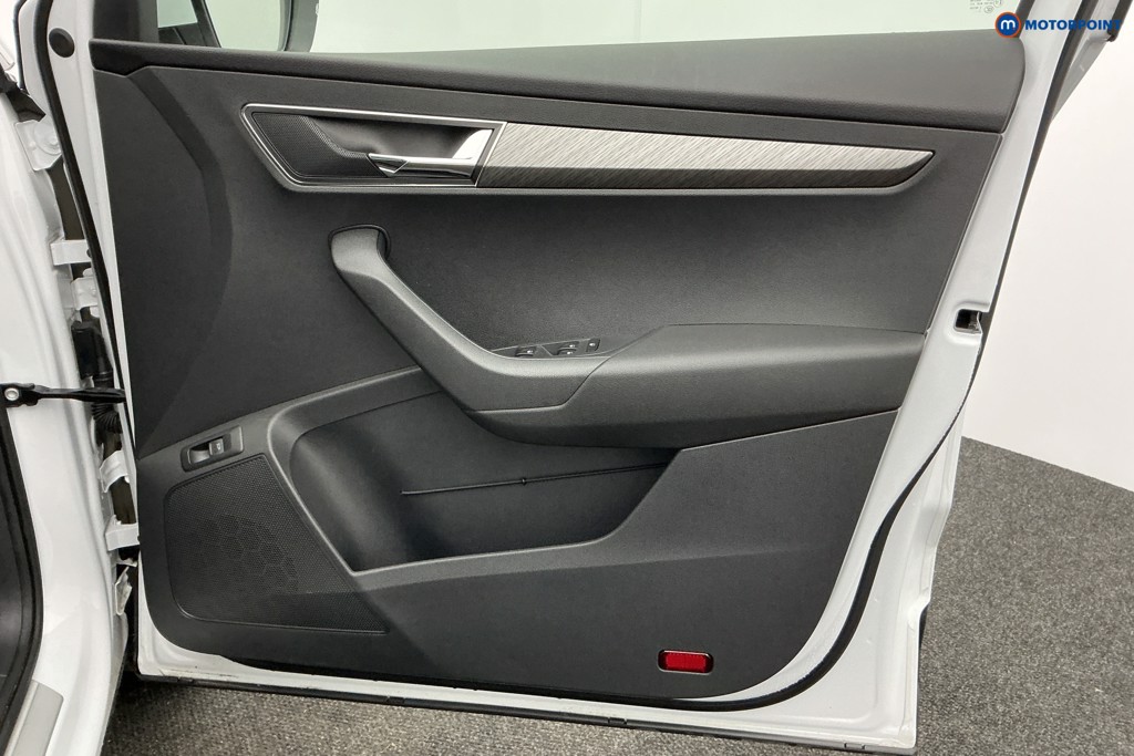 Used Skoda Karoq 2023 for sale - 76958175: Photo 32