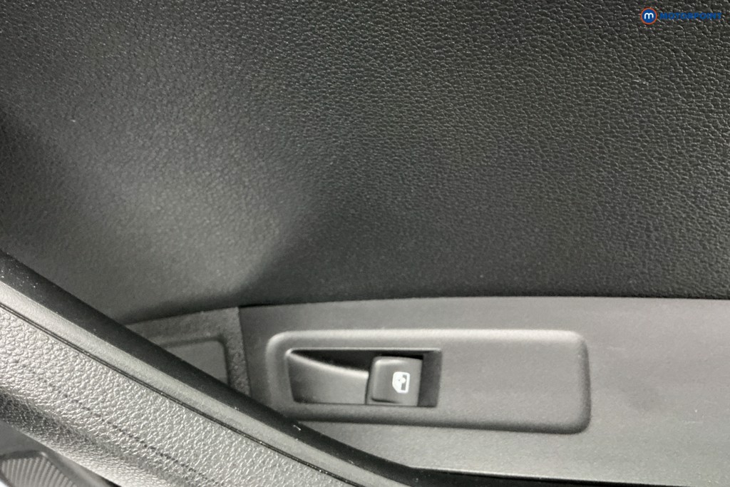 Used Skoda Karoq 2023 for sale - 76958175: Photo 35