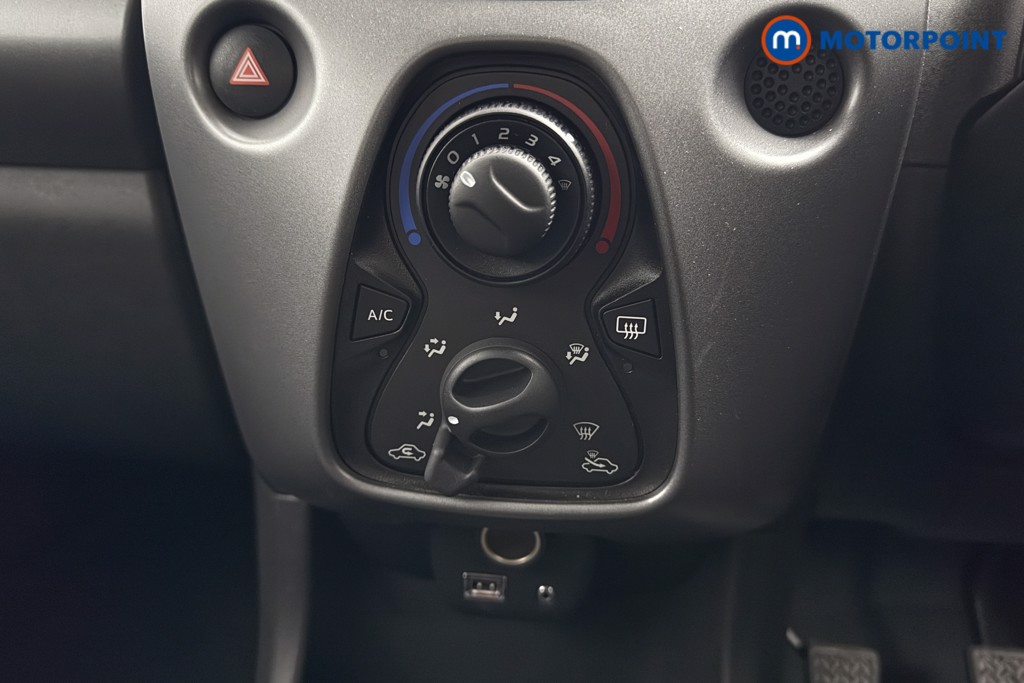 Used Toyota AYGO 2019 for sale - 76491652: Photo 19