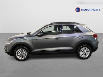 Used Volkswagen T-Roc 2023 for sale - 78297432: Photo