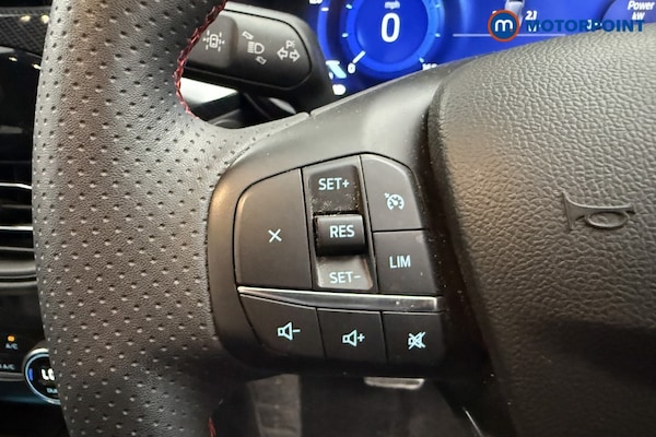 Used Ford Kuga 2023 for sale - 76162333: Photo 12