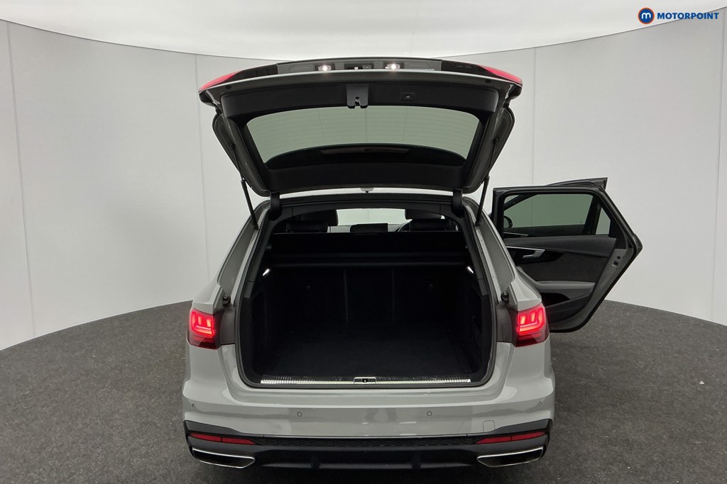 Used Audi A4 2020 for sale - 77033970: Photo 11