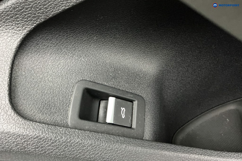 Used Audi A4 2020 for sale - 77033970: Photo 33