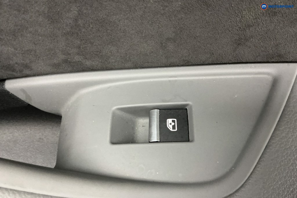 Used Audi A4 2020 for sale - 77033970: Photo 35