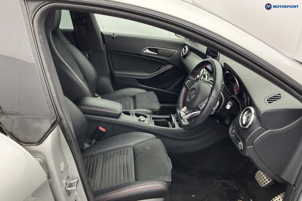 Used Mercedes-Benz CLA 2018 for sale - 76581026: Photo 10