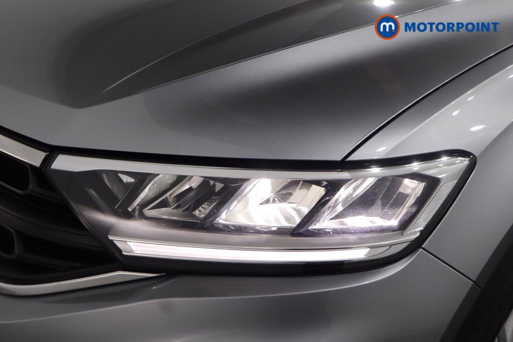 Used Volkswagen T-Roc 2023 for sale - 76710376: Photo 24