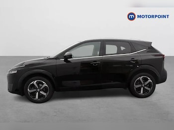 Used Nissan Qashqai 2021 for sale - 76895700: Photo