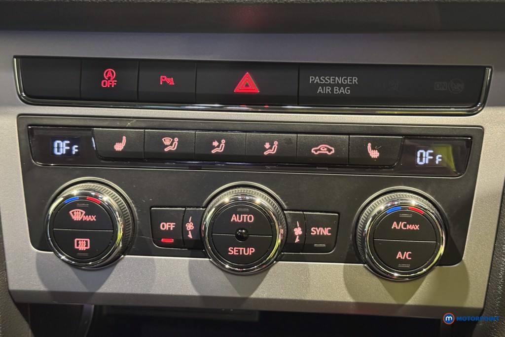 Used SEAT Leon 2019 for sale - 77194769: Photo 21