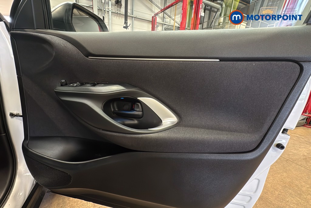 Used Toyota Yaris Cross 2022 for sale - 77981365: Photo 23