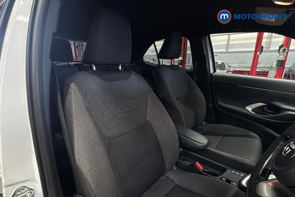 Used Toyota Yaris Cross 2022 for sale - 77981365: Photo 26