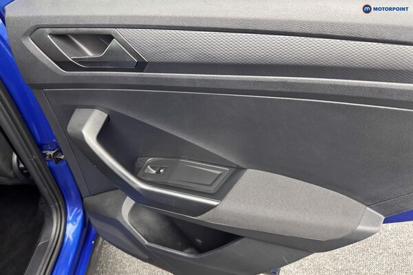 Used Volkswagen T-Roc 2021 for sale - 76252929: Photo 32