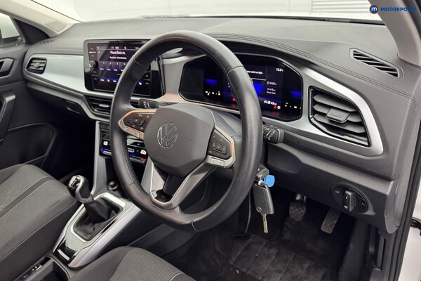 Used Volkswagen T-Roc 2022 for sale - 76046793: Photo 15